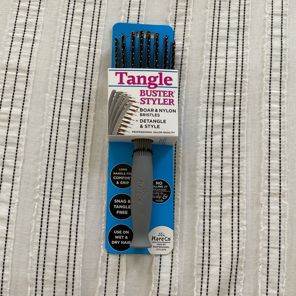 Detangling brush
